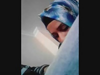 Türbanlı gizli kamerada sakso çekiyor